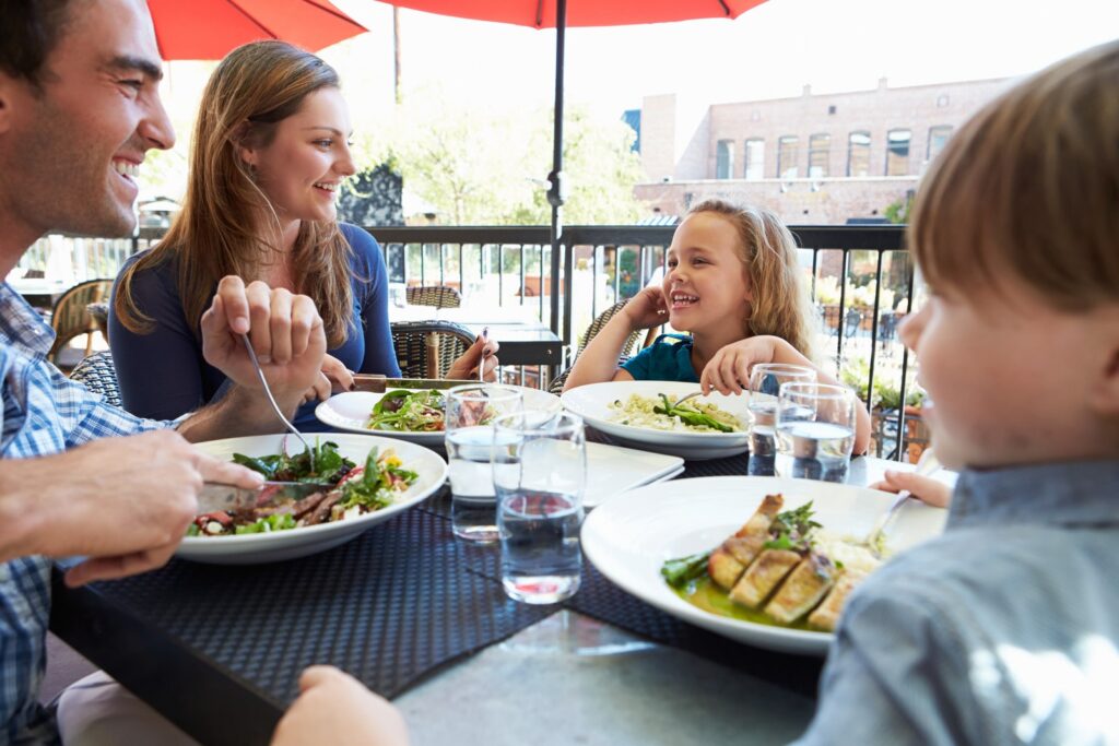 fun restaurants in nashville for families